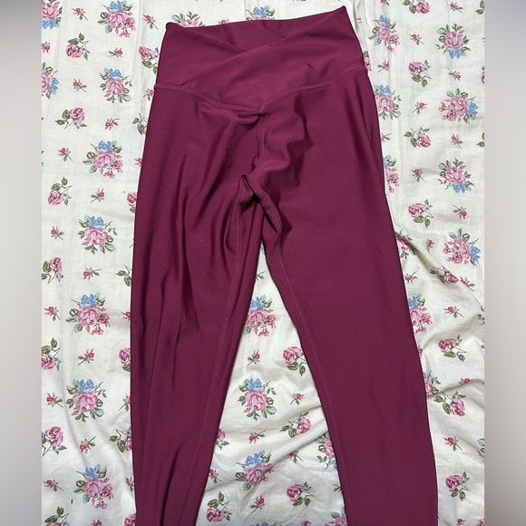 small, maroon exercise leggings - Picture 1 of 3